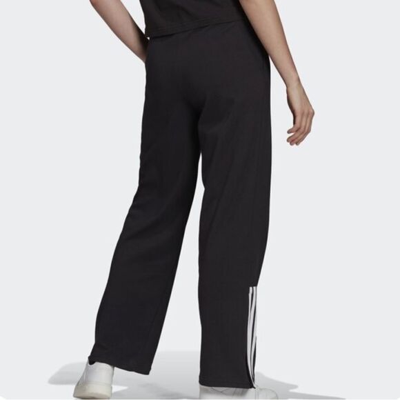 Adidas essentials wide leg  3 stripe pants - Picture 3 of 3